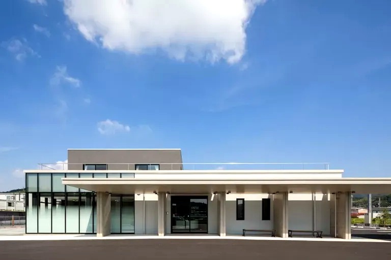 三ケ根クリニック竣工写真