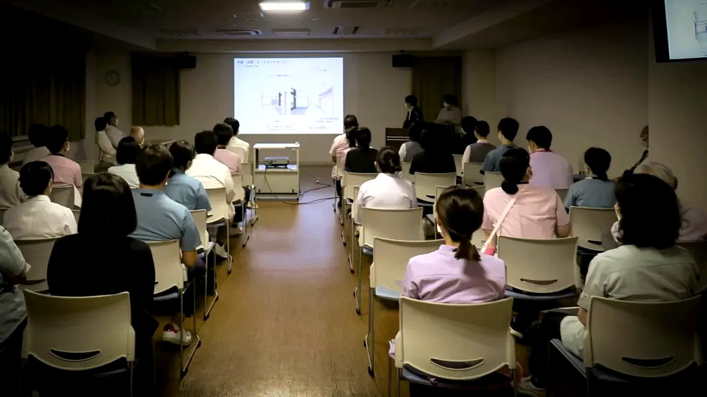 岩屋病院のリハビリ体育館