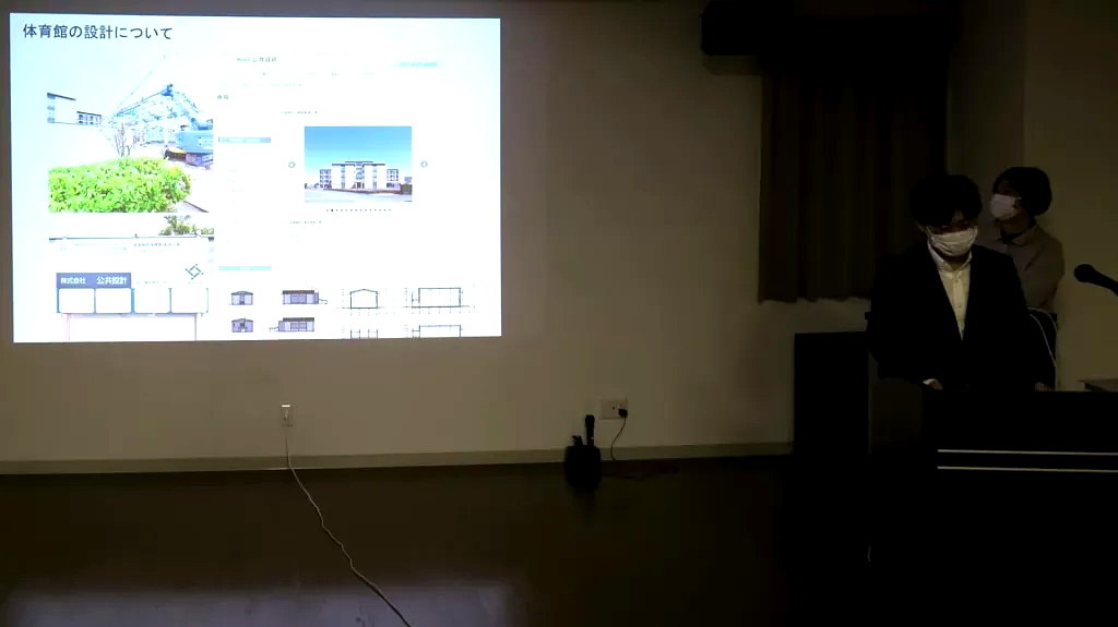 岩屋病院のリハビリ体育館