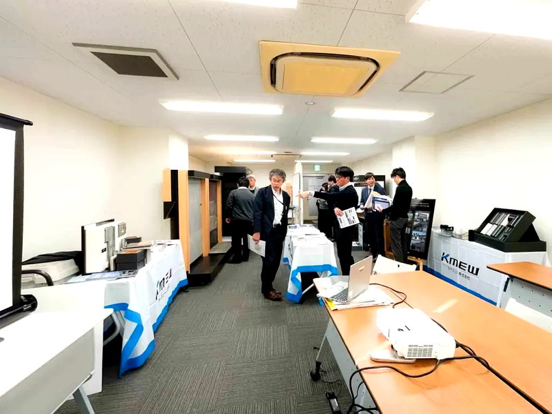 インストア展示会
