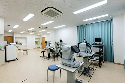 青島眼科の内観4