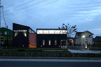 きょう耳鼻咽喉科の外観2