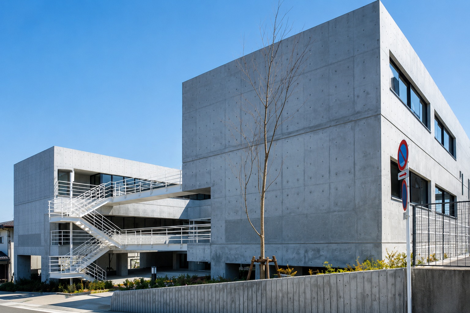 浜松学院大学短期大学部2号館 写真3