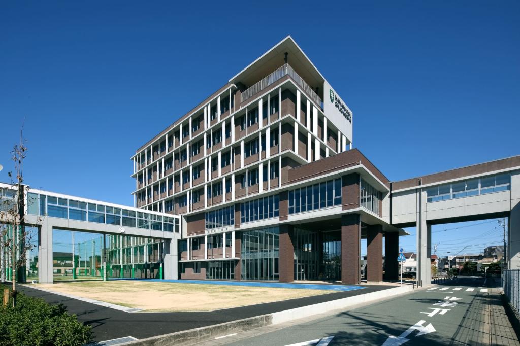 私たちが設計した学校がテレビに登場します